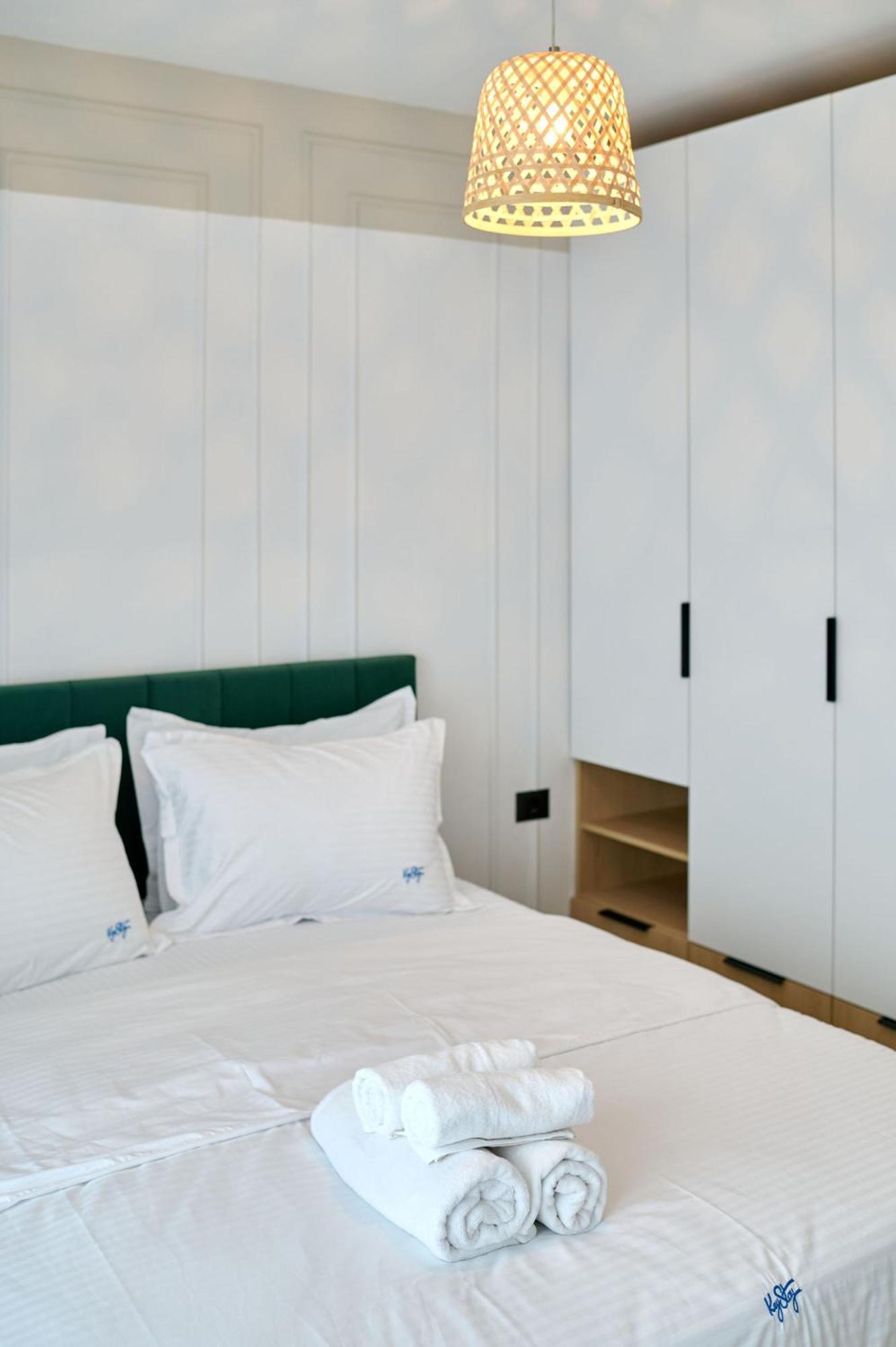 Summer Residence Apartment In Infinity Beach Resort - Parking Mamaia Exterior photo