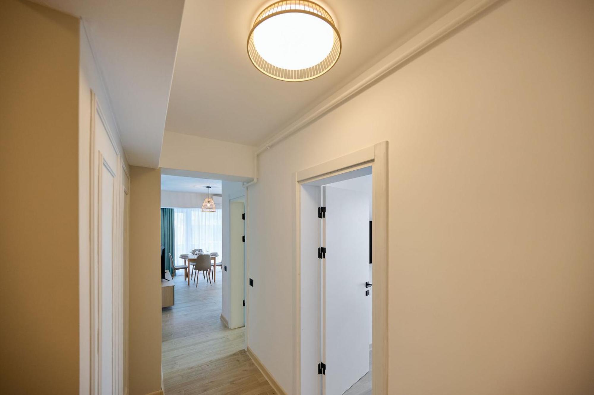 Summer Residence Apartment In Infinity Beach Resort - Parking Mamaia Exterior photo