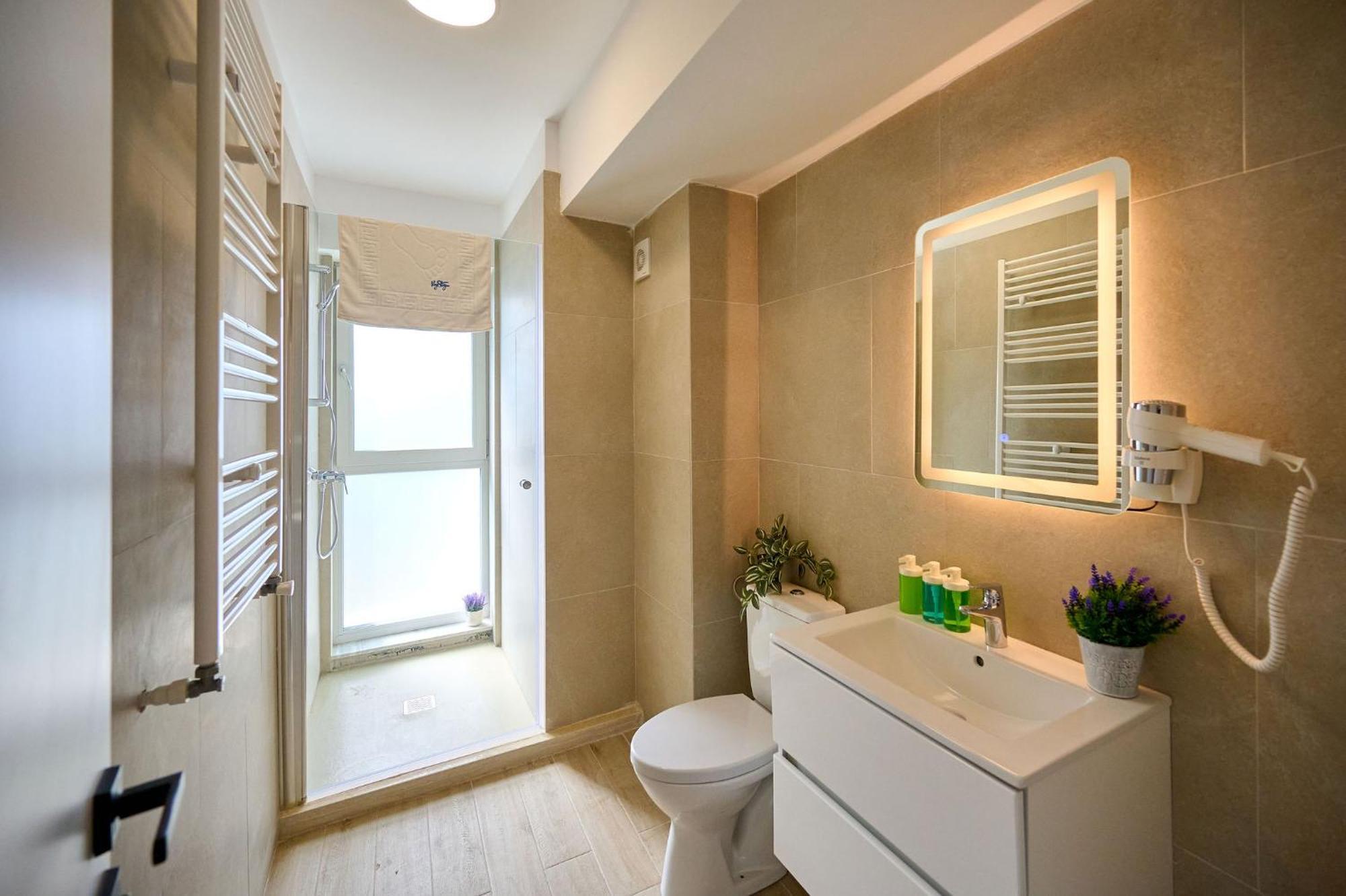 Summer Residence Apartment In Infinity Beach Resort - Parking Mamaia Exterior photo