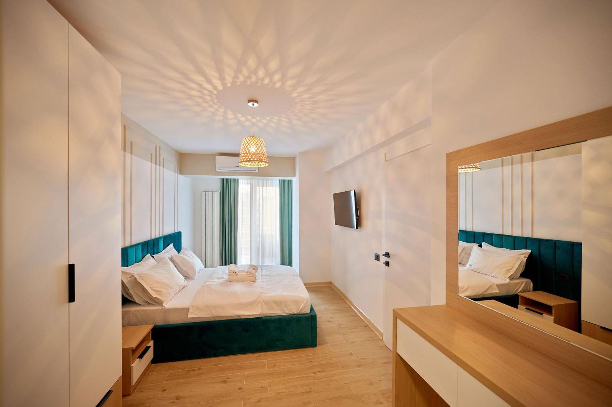 Summer Residence Apartment In Infinity Beach Resort - Parking Mamaia Exterior photo
